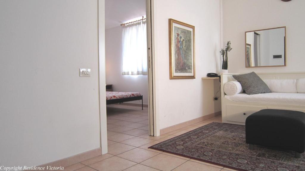 Victoria Apartahotel 2*